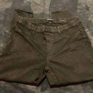 Black Judy blue skinny jeans